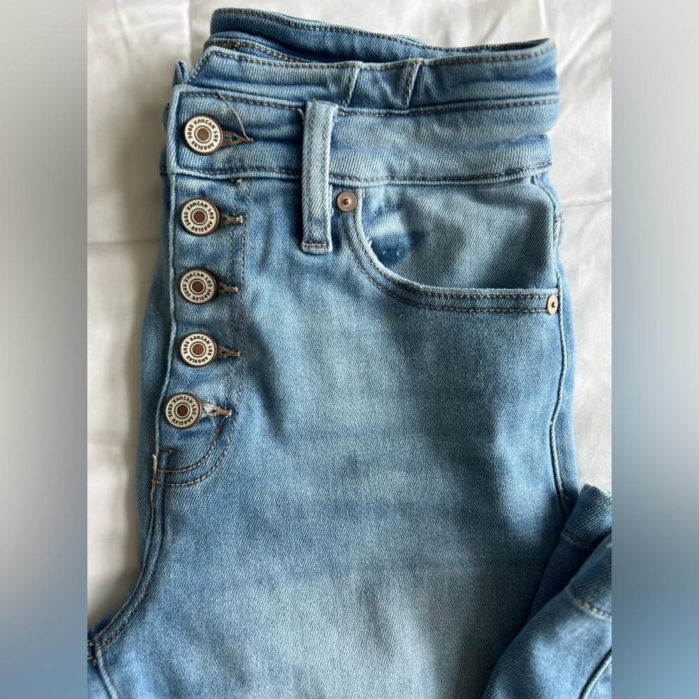 KanCan Gabriella High Rise Curvy Button Fly Flare Jeans Size 25 Light Wash - Picture 5 of 16